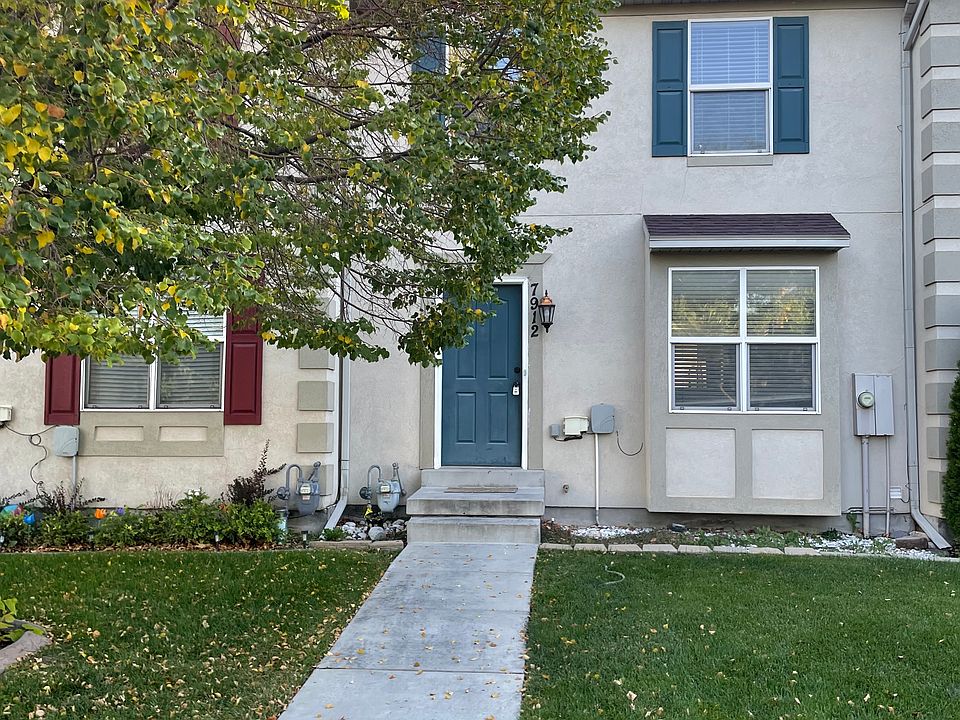 1st image of 7912 N Dundee Dr