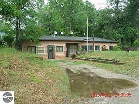 1st image of 4247 S M 33