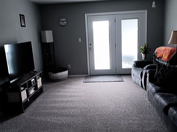 4th image of 61 Meadow Ridge E
