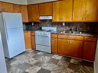 Lawrensen- 311 E National - 1 — Photo 1
