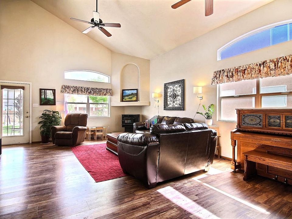 Living_Room_3