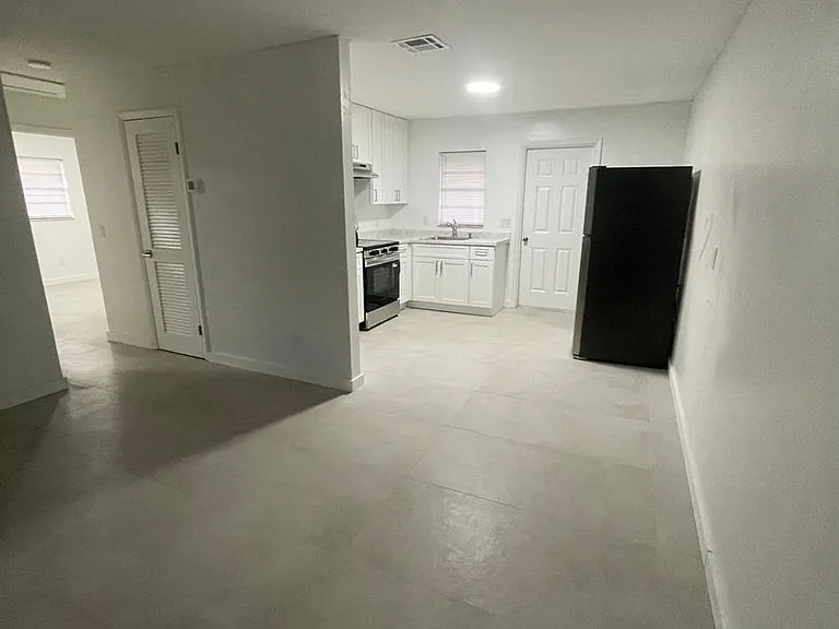 308 Pleasant Grove Rd — Photo 3