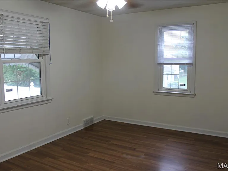 3818 Wabash Ave — Photo 7