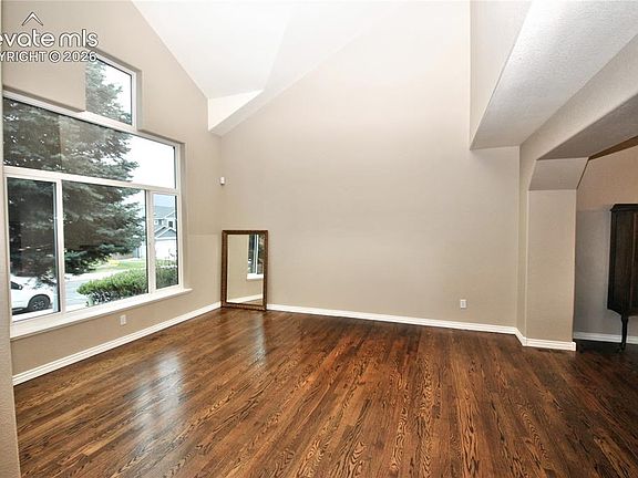 4th image of 8248 Old Exchange Dr