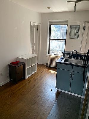 2nd image of 28 Mulberry St #3D
