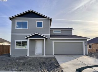 894 NE Laurel Springs Dr, Hermiston, OR 97838
