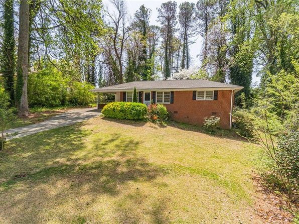 244 Hurt Dr SE, Smyrna, GA 30082