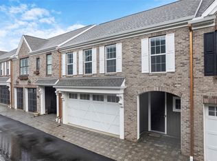 217 Foundation Dr, Cranberry Township, PA