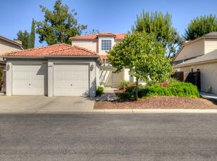 1318 E Bedford Ave, Fresno, CA