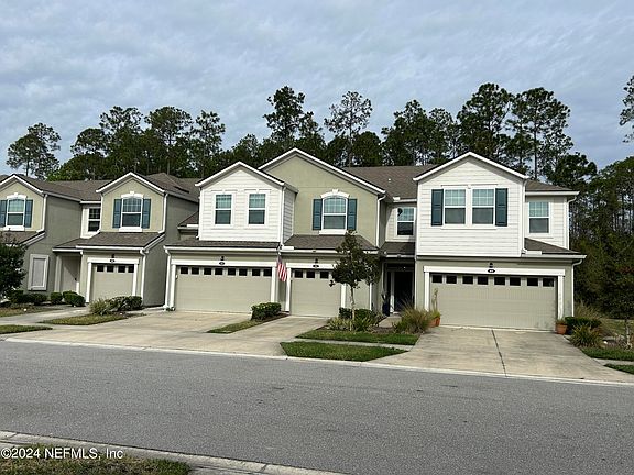 4th image of 415 RICHMOND Drive