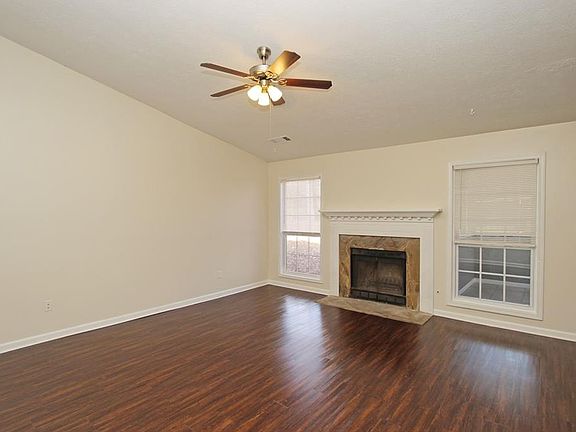 3rd image of 1381 Howard Way