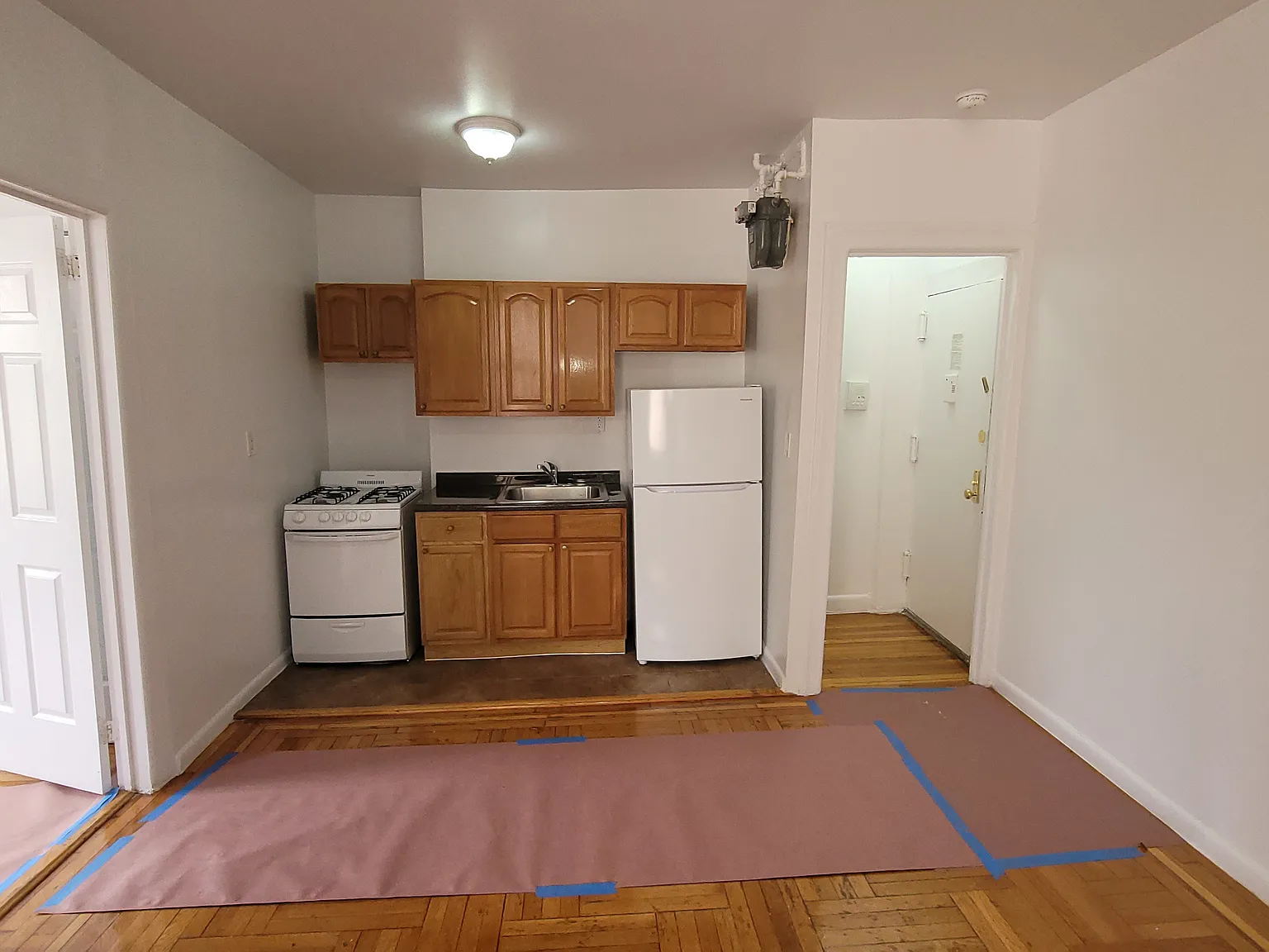 1 bed, 640 sqft, $2,100 — Photo 4