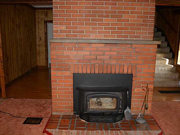 4th image of 236 E Reynolds St