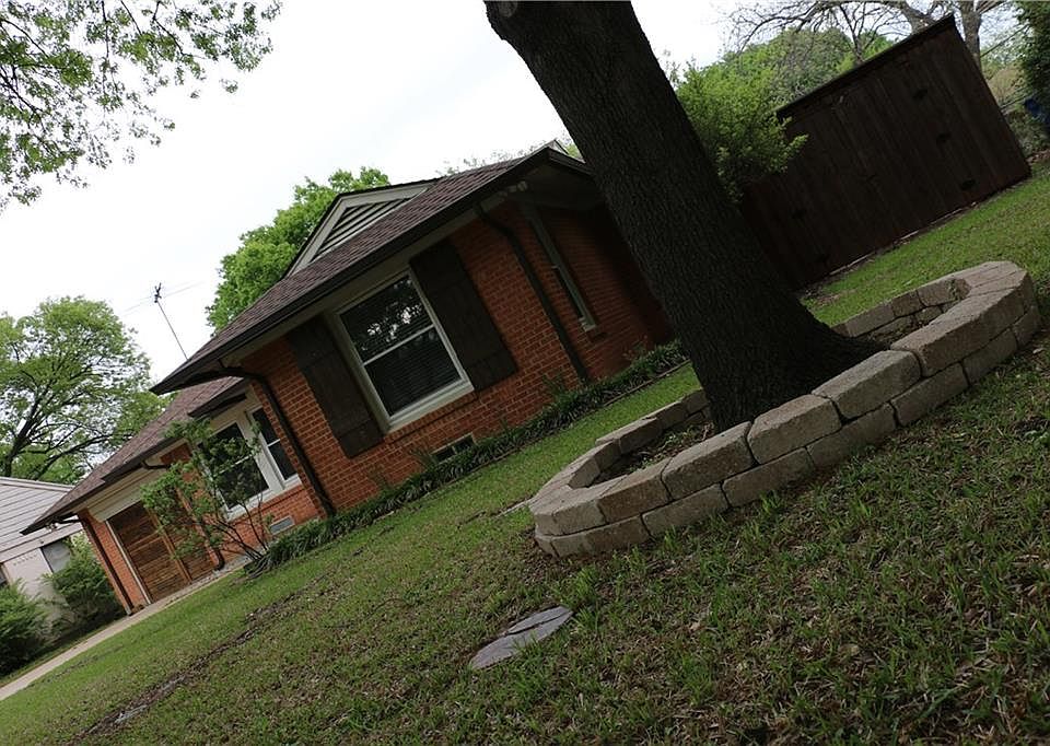1st image of 10166 Baronne Cir