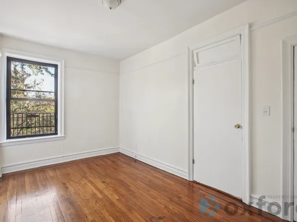 575 Ocean Avenue image 10 of 14