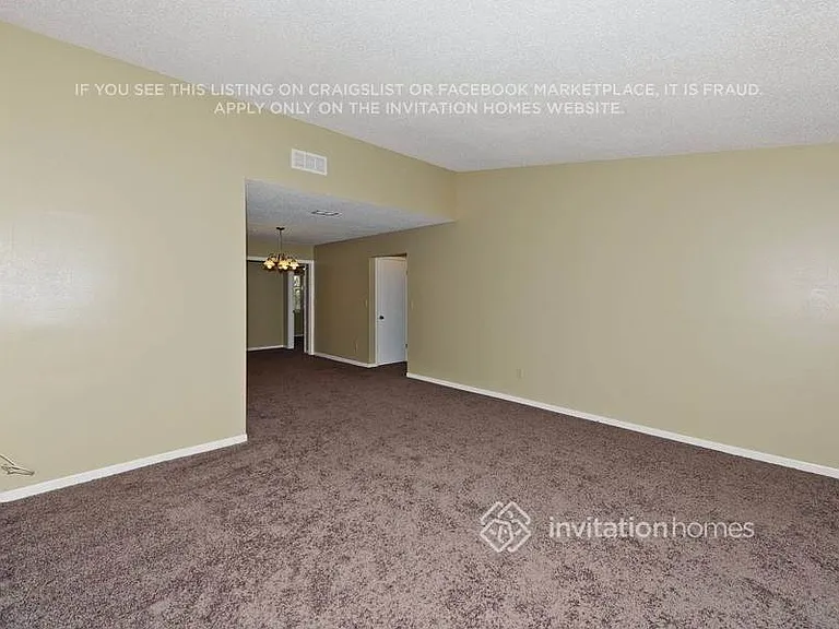 407 Oriole Cir — Photo 3