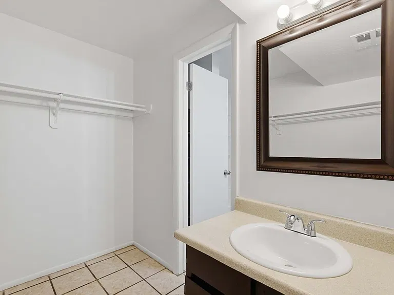 Wembley Park Apartments — Photo 16