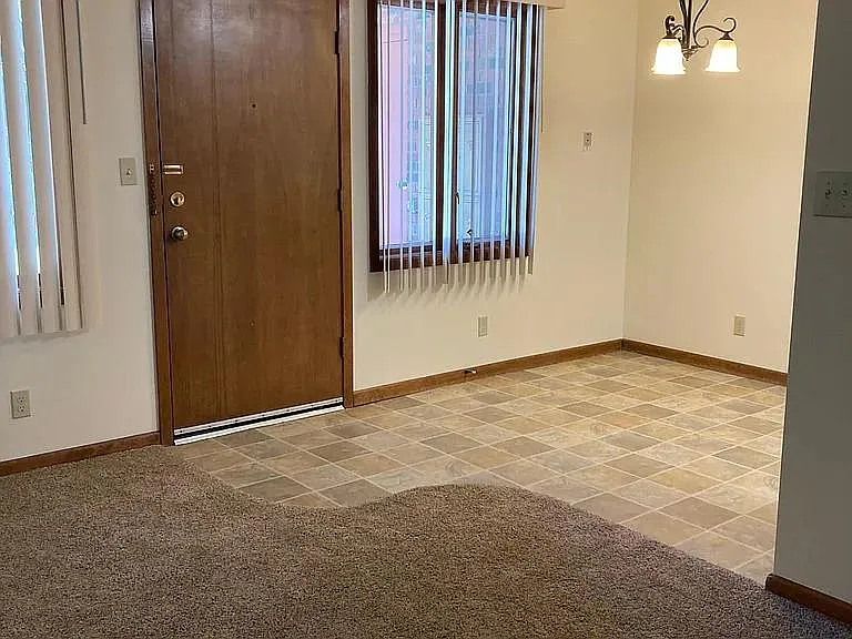 4530 Bancroft Ave #5 — Photo 7