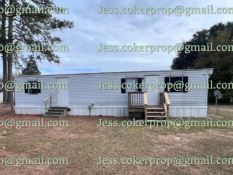 600 Green Dr #9 — Photo 7