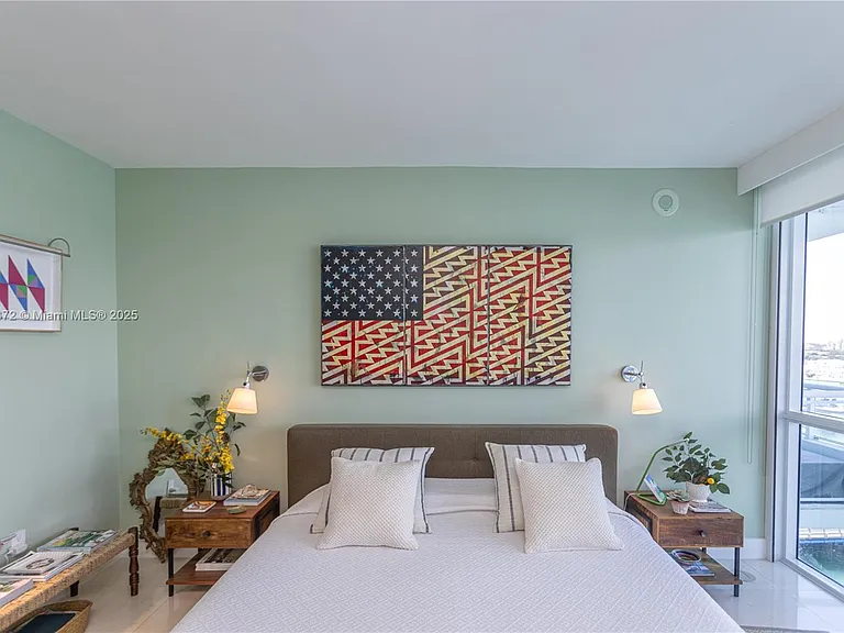 520 West Ave #1102 — Photo 28