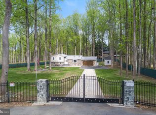 1401 Spring Lake Dr, Haymarket, VA 20169