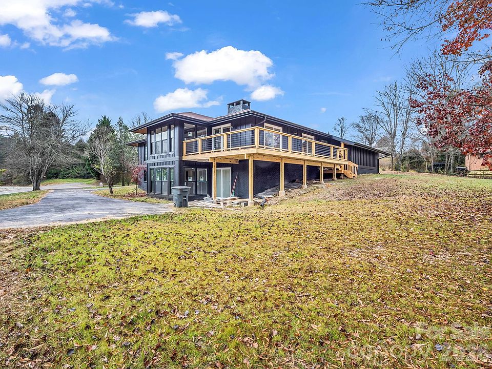 1st image of 109 Orchid Heights Dr