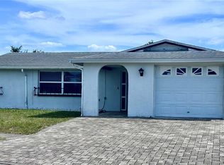 5746 Friedly Ave, New Port Richey, FL 34652
