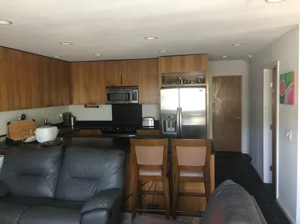 1032 Spencer St APT A, Honolulu, HI 96822