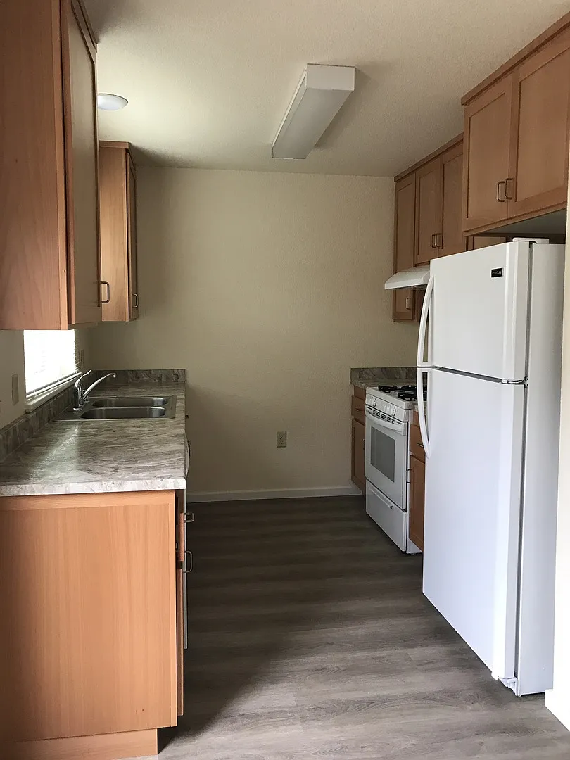 McKinleyville Townhouse — Photo 4