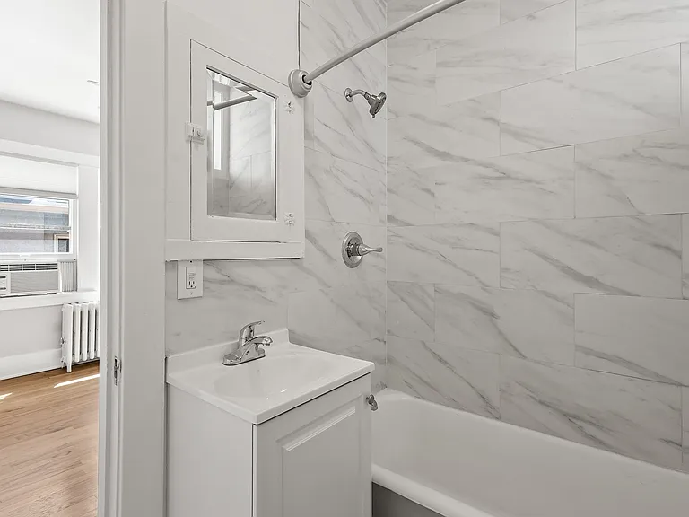 1026 Washington Street — Photo 34