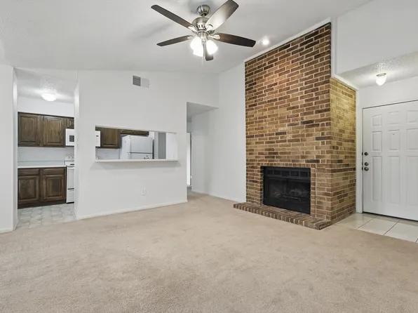 2000 Willoughby Ln APT 5520, Arlington, TX 76011