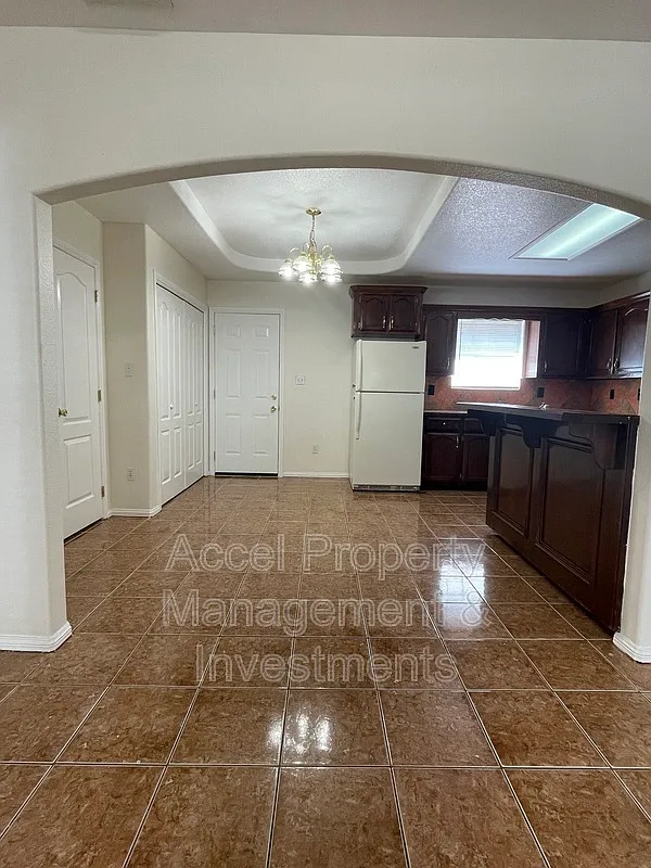 2 bed, 2.0 bath, 800 sqft, $850 — Photo 4