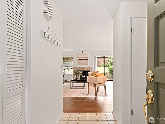 3rd image of 11312 39th Avenue NE