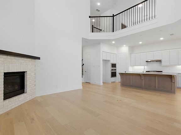 5th image of 1437 Trevi Rd