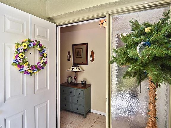 3rd image of 2302 McGregor Park Cir