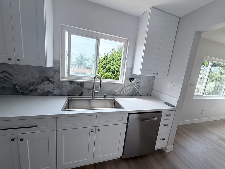 4945 Brighton Ave — Photo 3