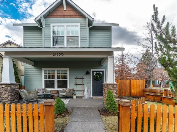 21250 Woodruff Pl, Bend, OR 97702