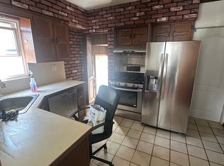 5824 196th Pl, Fresh Meadows, NY 11365