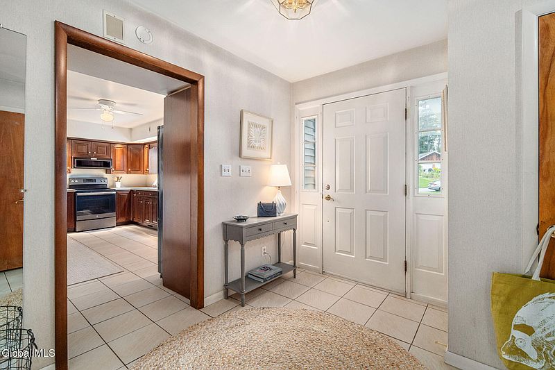 2nd image of 1104 Merlin Drive