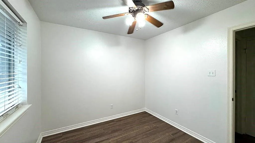 4 bed, 2.0 bath, 1675 sqft, $2,100 — Photo 4
