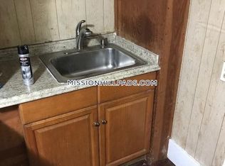 4 Terrace Pl #2, Roxbury Crossing, MA 02120