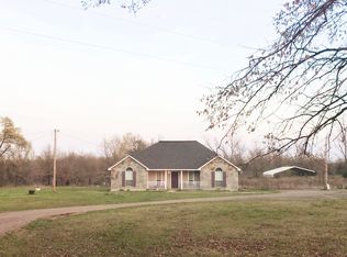 403 N 4170th Rd, Hugo, OK 74743