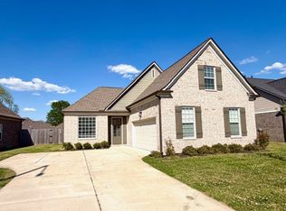 9274 Lakeside Cir S, Walls, MS 38680