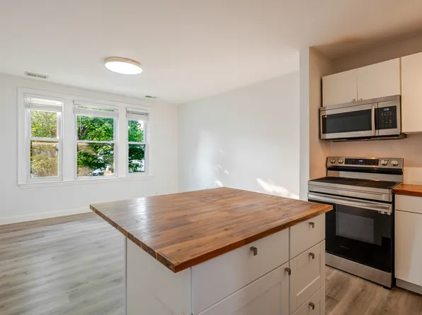 1208 16th St NE APT 3, Washington, DC 20002