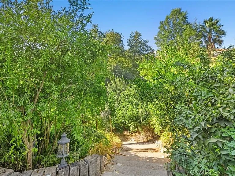 119 W Bell Canyon Rd — Photo 8