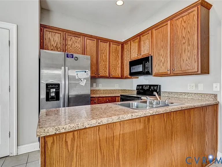712 N 24th St — Photo 5