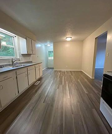 4th image of 1 Terra Ln