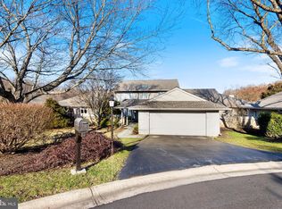 5 Tullamore Dr, West Chester, PA 19382