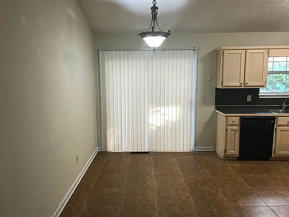 5th image of 9625 Crestview Ter