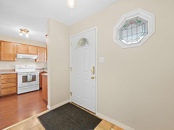 3rd image of 10440 16th Ave NW